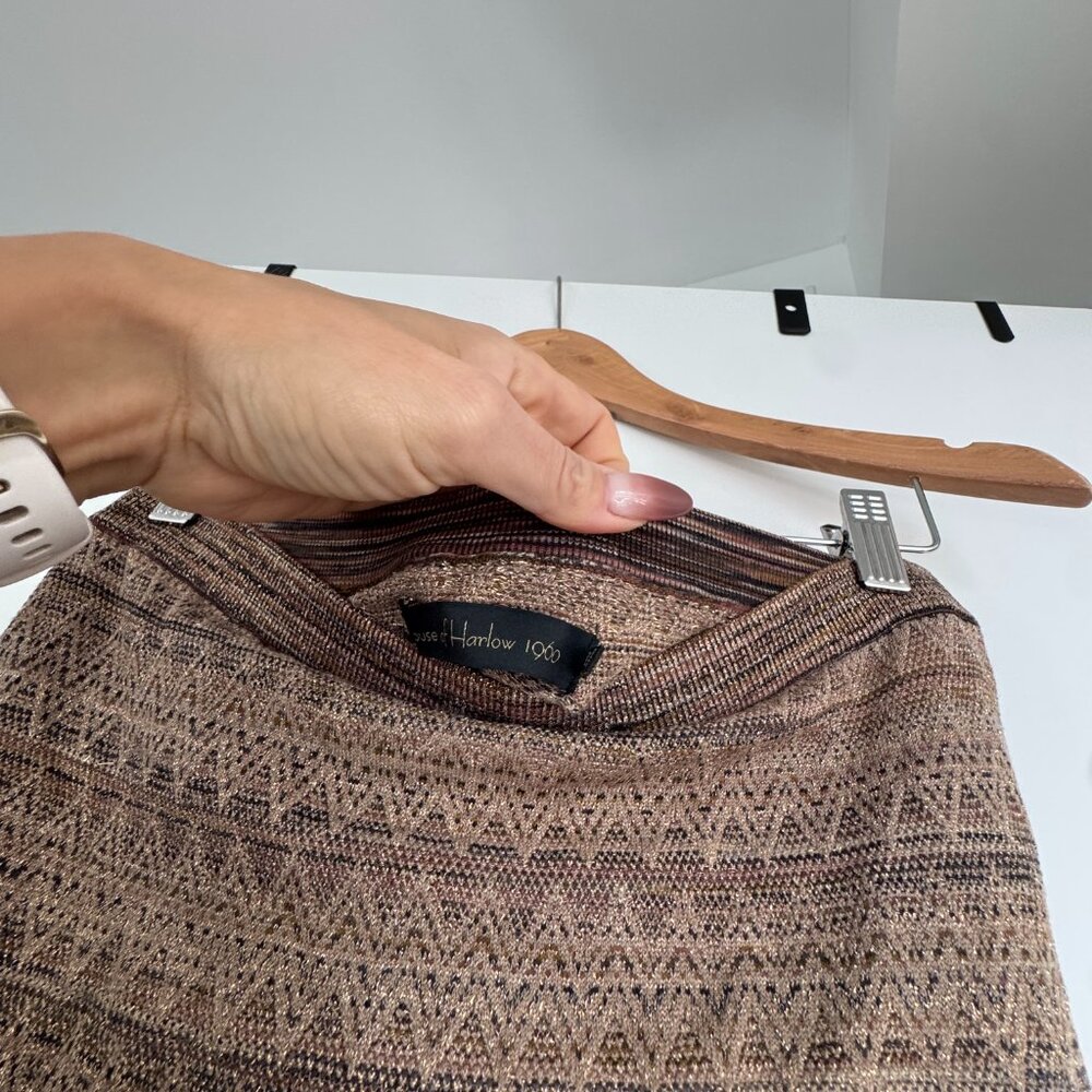 House of Harlow 1960 Metallic Jacquard Knit Pencil Skirt – Brown/Gold – Large - Picture 3 of 4